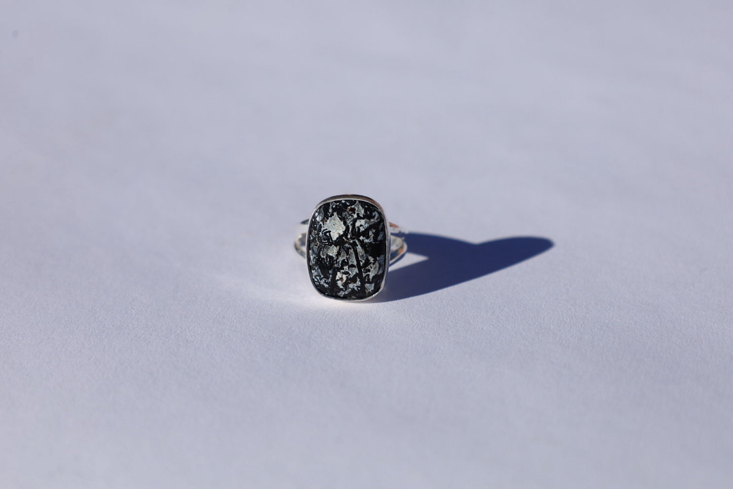 Birdseye Palm Ring