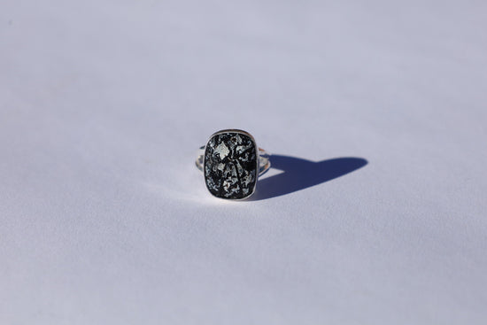 Birdseye Palm Ring