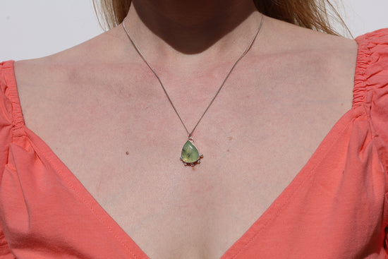 Green Glow Necklace