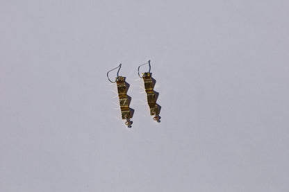 (#10) Crimped Pearl Drops