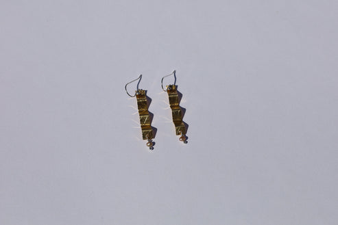 (#10) Crimped Pearl Drops