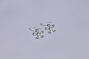 White Magnesite Flower Girls